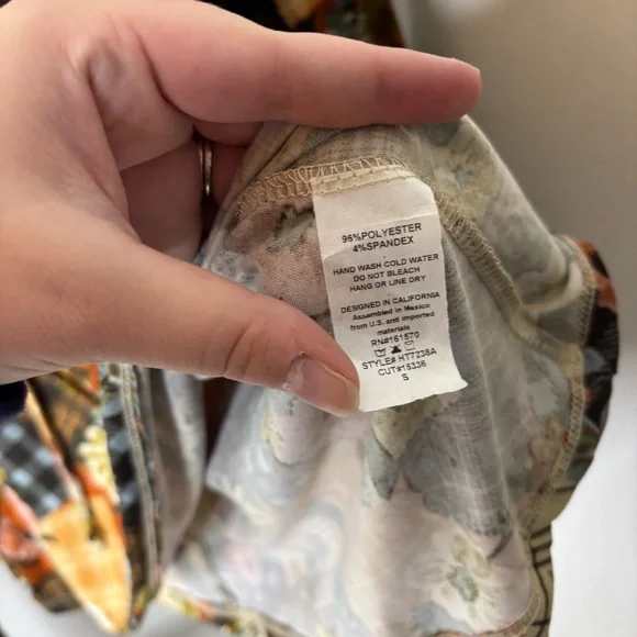 Haptics Multicolor Women's Floral Plaid Top - Picture 6 of 6